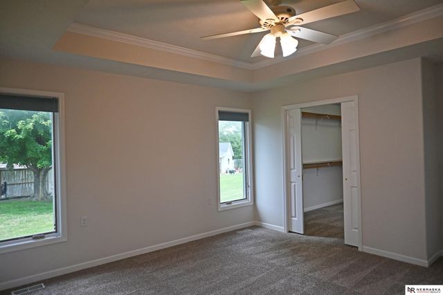 2005 Hedgeapple Circle, Plattsmouth, NE 68048