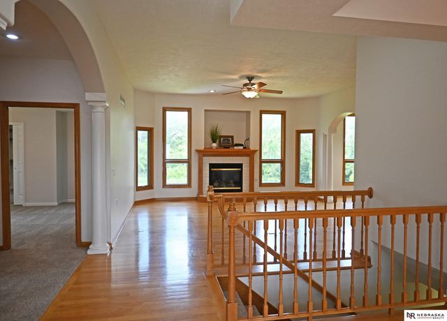2005 Hedgeapple Circle, Plattsmouth, NE 68048