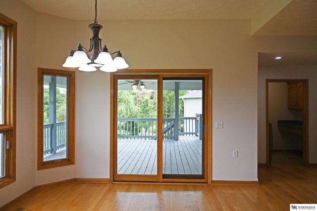 2005 Hedgeapple Circle, Plattsmouth, NE 68048