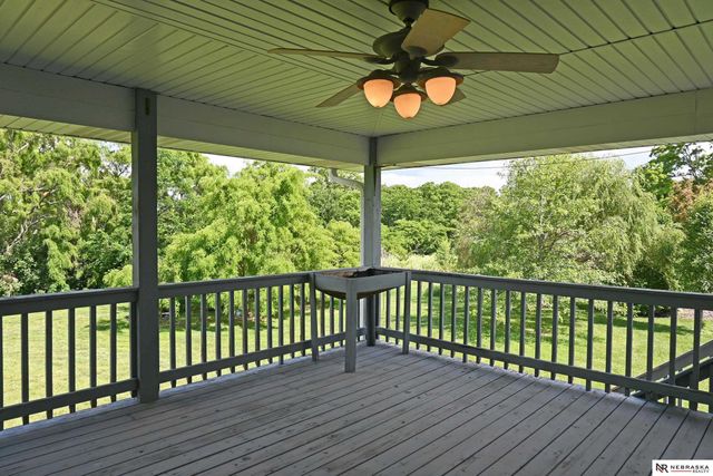2005 Hedgeapple Circle, Plattsmouth, NE 68048
