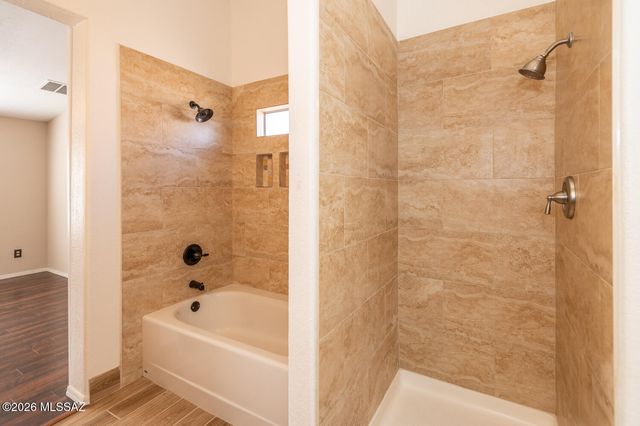 8982 E Pomegranate Street, Tucson, AZ 85730