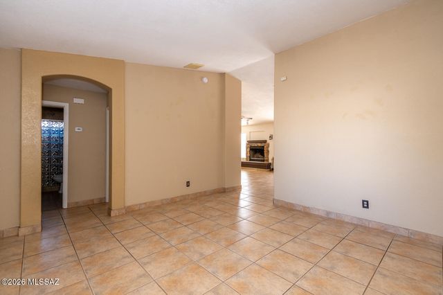 8982 E Pomegranate Street, Tucson, AZ 85730