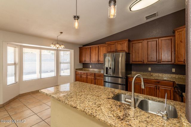 8982 E Pomegranate Street, Tucson, AZ 85730