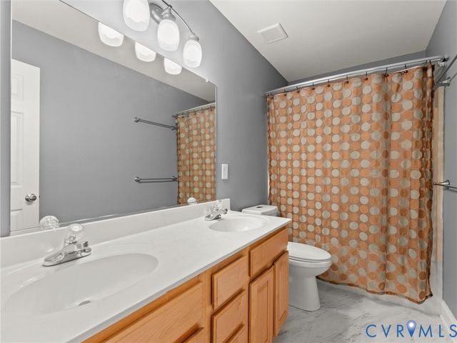 2039 Shadow Creek Ct, Powhatan, VA 23139