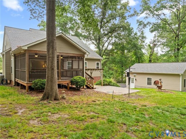 2039 Shadow Creek Ct, Powhatan, VA 23139