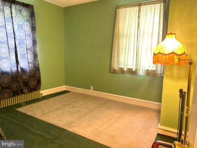 30 S ELMWOOD AVE, Glenolden, PA 19036