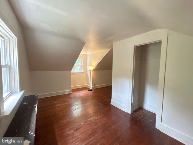 30 S ELMWOOD AVE, Glenolden, PA 19036