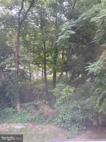 30 S ELMWOOD AVE, Glenolden, PA 19036