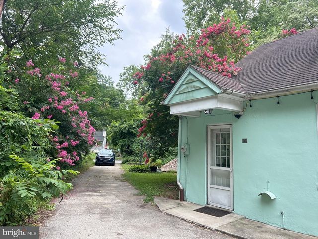 30 S ELMWOOD AVE, Glenolden, PA 19036