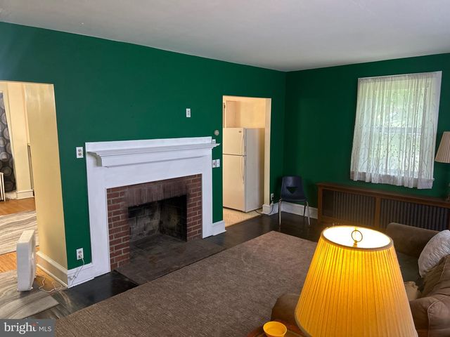 30 S ELMWOOD AVE, Glenolden, PA 19036