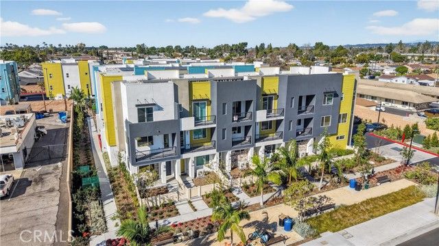 1093 N Harbor Boulevard, Anaheim, CA 92801