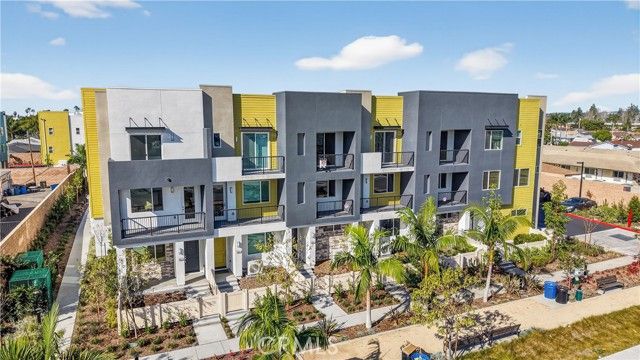 1093 N Harbor Boulevard, Anaheim, CA 92801