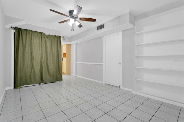 2704 MENDELIN STREET, Apopka, FL 32703