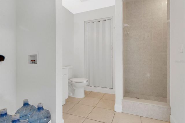 2704 MENDELIN STREET, Apopka, FL 32703