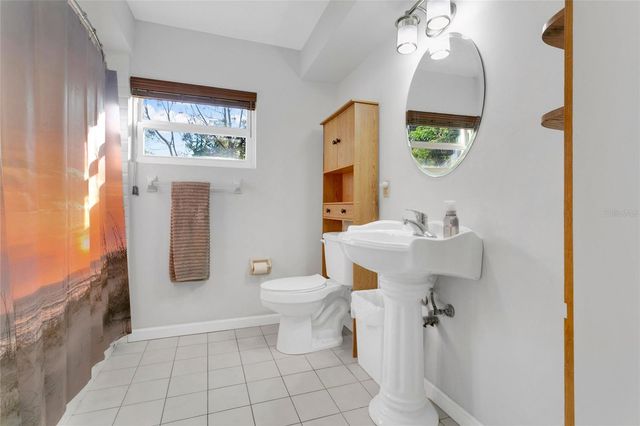 2704 MENDELIN STREET, Apopka, FL 32703