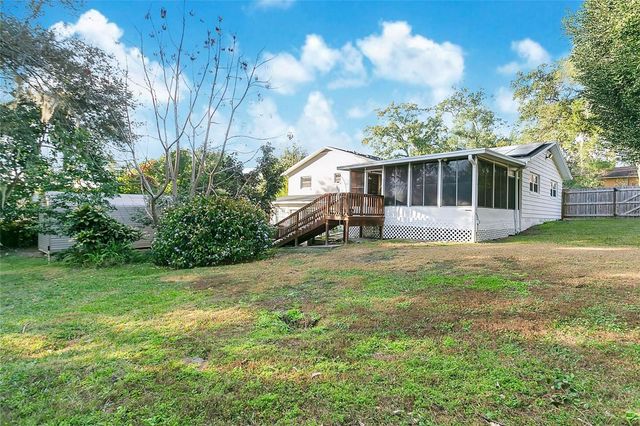 2704 MENDELIN STREET, Apopka, FL 32703