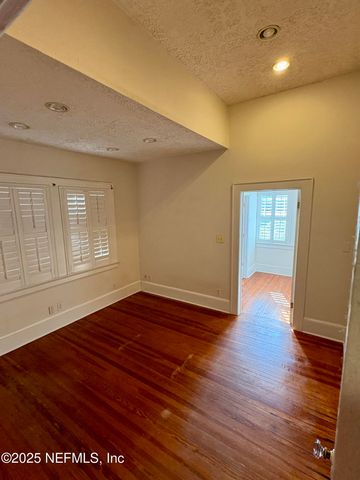 1358 CHALLEN Avenue, Jacksonville, FL 32205