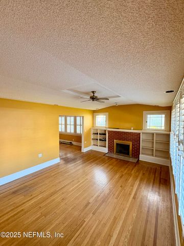 1358 CHALLEN Avenue, Jacksonville, FL 32205