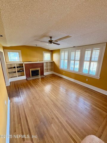 1358 CHALLEN Avenue, Jacksonville, FL 32205