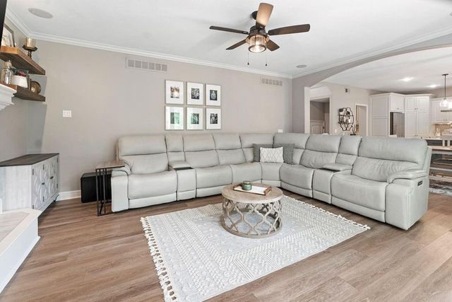 16311 W 163rd Court, Olathe, KS 66062