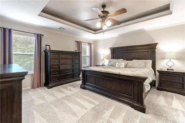 16311 W 163rd Court, Olathe, KS 66062