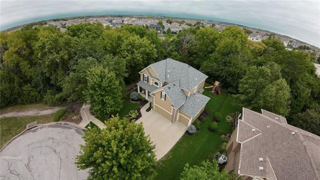 16311 W 163rd Court, Olathe, KS 66062