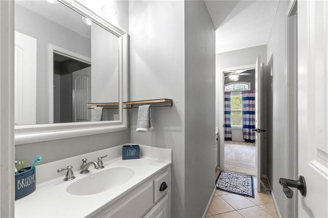 16311 W 163rd Court, Olathe, KS 66062