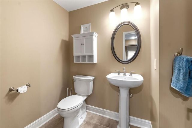 16311 W 163rd Court, Olathe, KS 66062