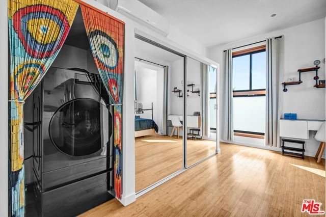 4182 McConnell Boulevard, Culver City, CA 90066