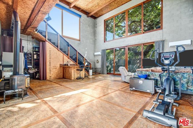 4182 McConnell Boulevard, Culver City, CA 90066