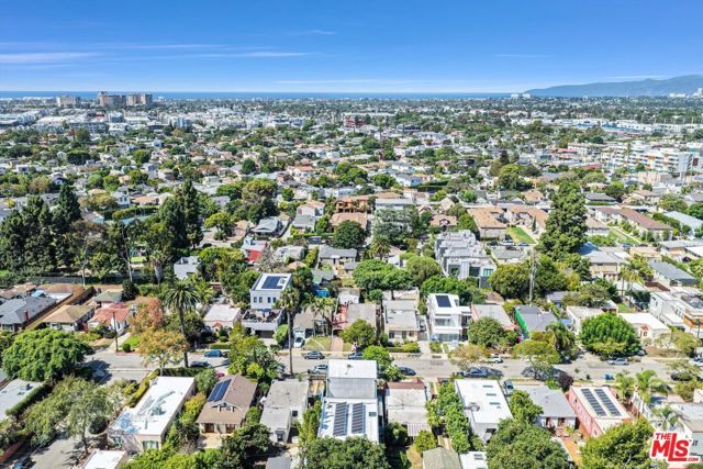 4182 McConnell Boulevard, Culver City, CA 90066