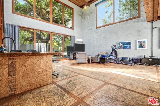 4182 McConnell Boulevard, Culver City, CA 90066