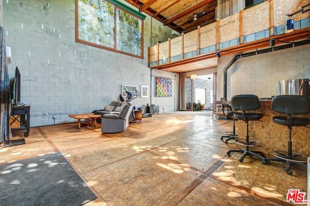 4182 McConnell Boulevard, Culver City, CA 90066