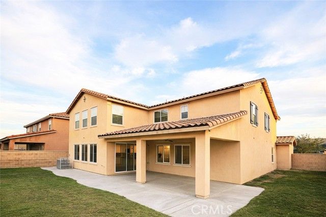 14616 Olite Dr, Eastvale, CA 92880