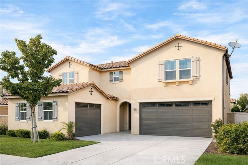 14616 Olite Dr, Eastvale, CA 92880