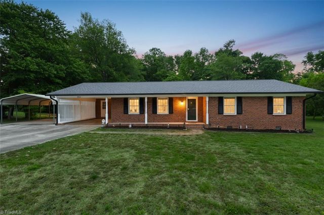 5343 Vickrey Chapel Road, Jamestown, NC 27282