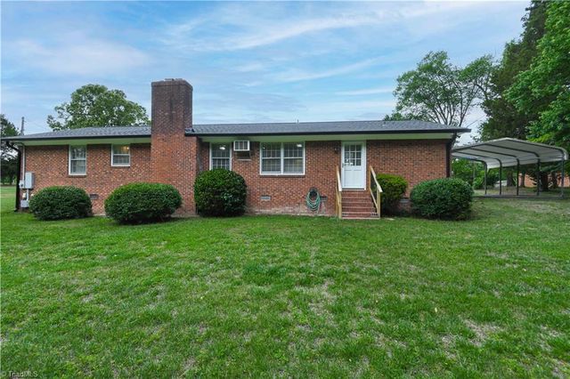 5343 Vickrey Chapel Road, Jamestown, NC 27282