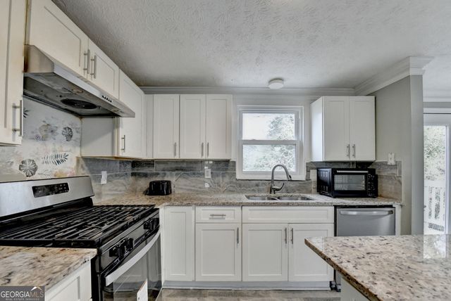 1373 Wing Foot Ways, Norcross, GA 30093