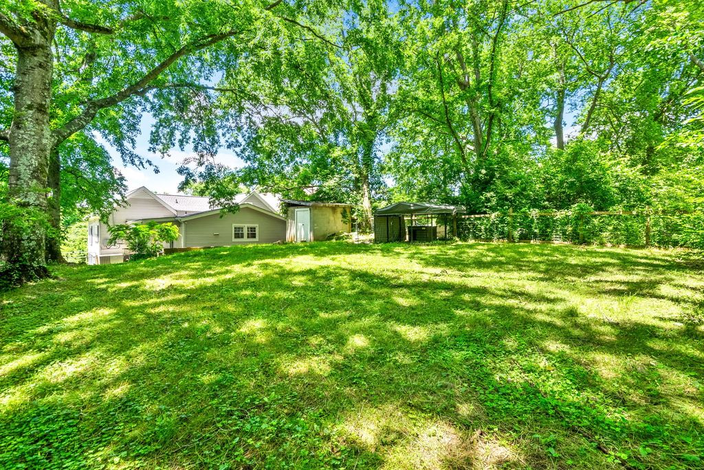 515 Poston St, Clarksville, TN 37040