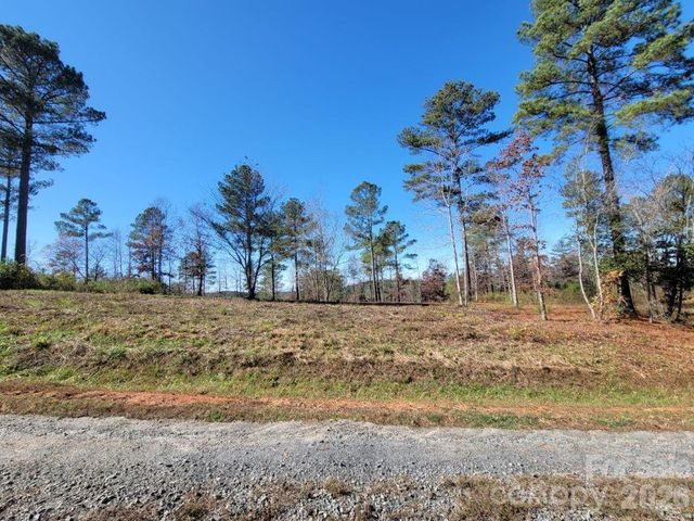 2076 Island View Lane NE, Connelly Springs, NC 28612