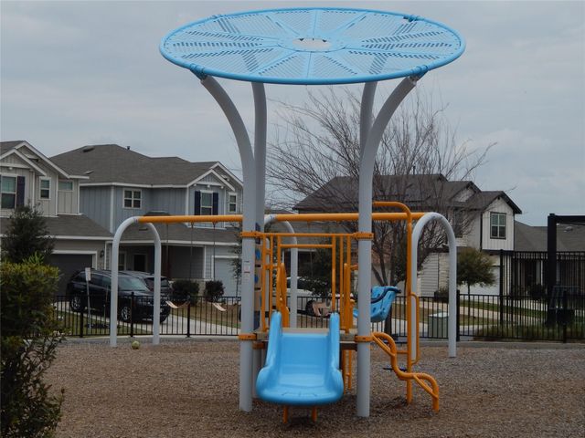 437 English Oak ST, Georgetown, TX 78626