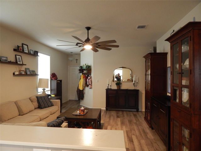 437 English Oak ST, Georgetown, TX 78626