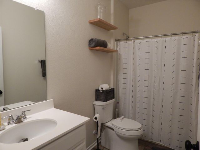 437 English Oak ST, Georgetown, TX 78626