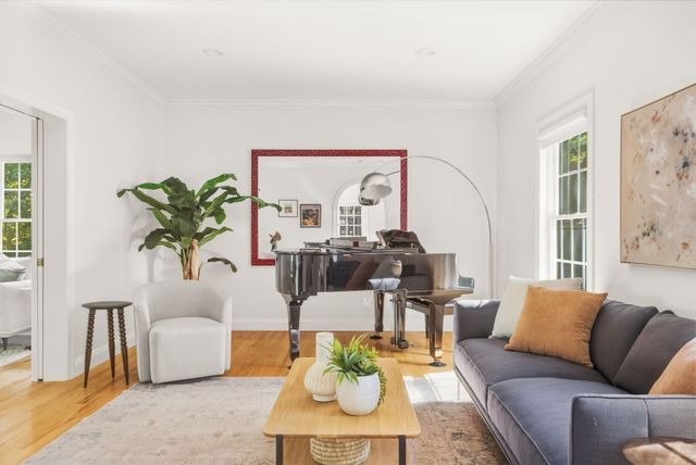 233 Rice Road, Wayland, MA 01778
