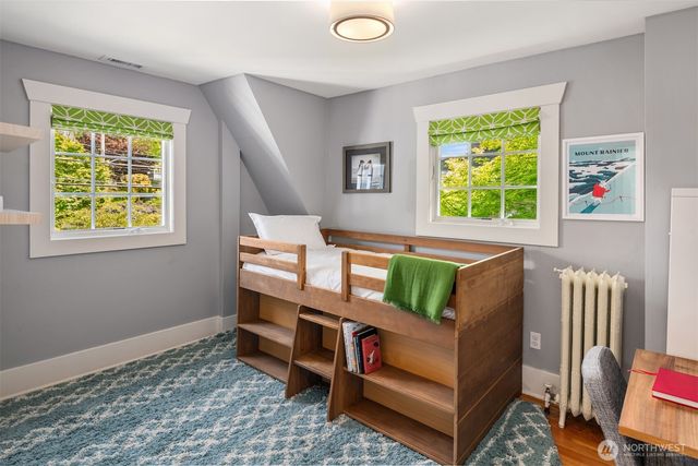 2403 11th Avenue W, Seattle, WA 98119