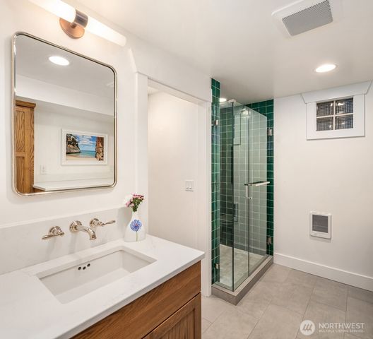 2403 11th Avenue W, Seattle, WA 98119
