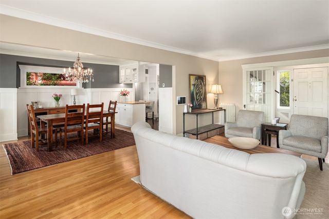 2403 11th Avenue W, Seattle, WA 98119