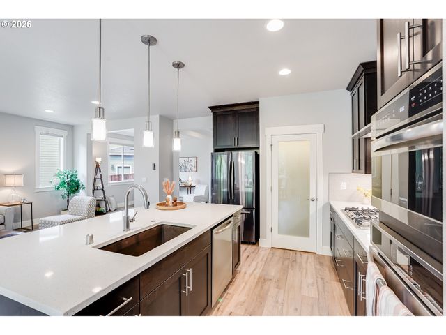 2808 S SOCKEYE Dr, Ridgefield, WA 98642