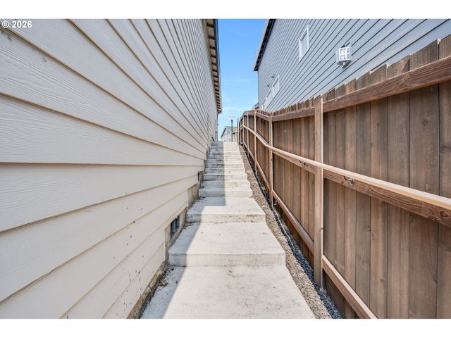 2808 S SOCKEYE Dr, Ridgefield, WA 98642