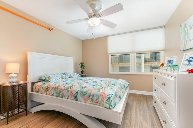 400 ISLAND WAY 212, Clearwater Beach, FL 33767